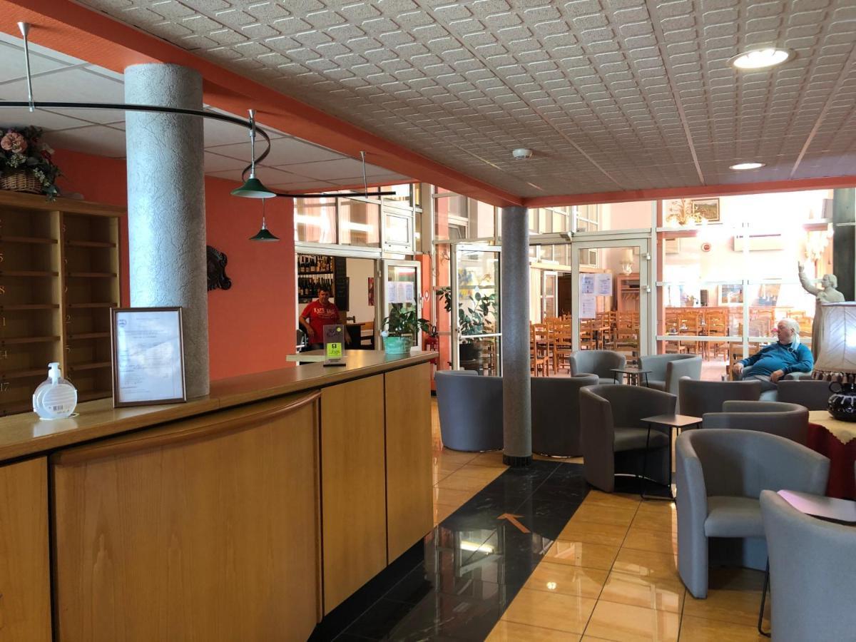 Logis Hotel Restaurant Saint Augustin Mittelbronn Ngoại thất bức ảnh